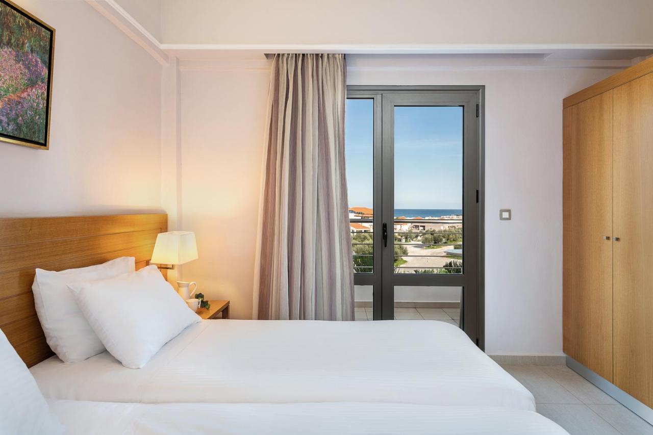 Porto Platanias Village Resort Exteriér fotografie